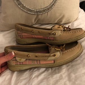 cute pink plaid detail sperrys